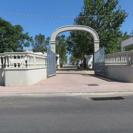 Centro Turistico La Perla Del Gargano Hotel Foce Varano Eksteriør billede