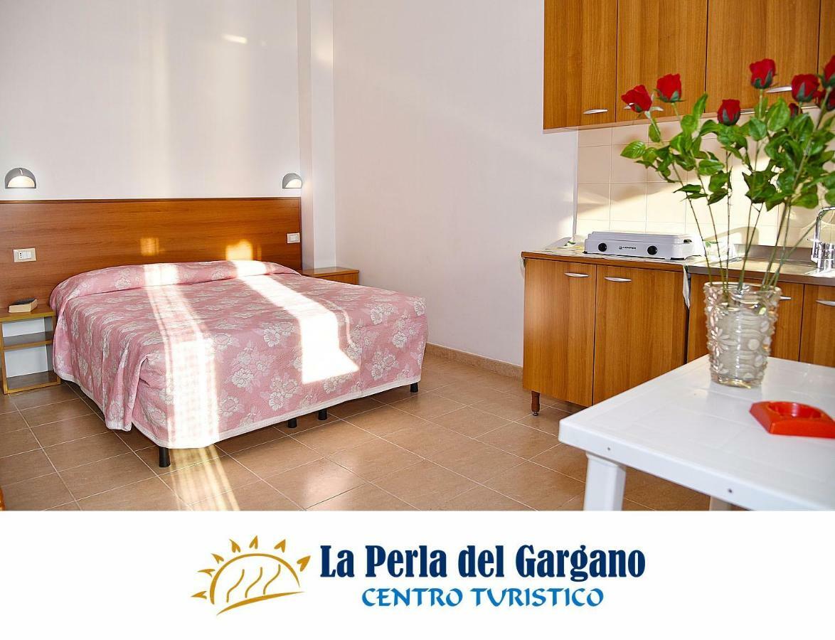 Centro Turistico La Perla Del Gargano Hotel Foce Varano Eksteriør billede